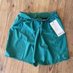 NWT Lululemon Surge Short, XS, 6" Inseam